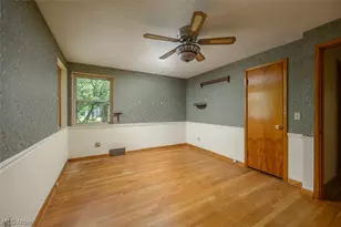 905 Pineview Ave SE, North Canton, OH 44720 - Photo 17