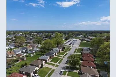 2430 Fortune Avenue, Parma, OH 44134 - Photo 9