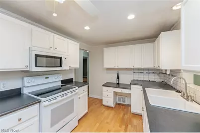 7381 Portage Street, Solon, OH 44139 - Photo 9