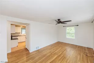 7381 Portage St, Solon, OH 44139 - Photo 5