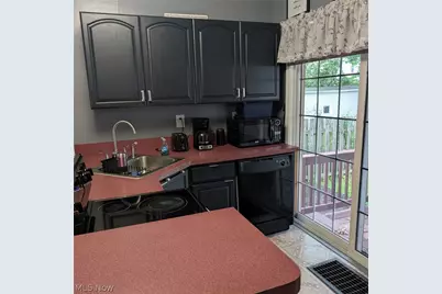 716 Foster Avenue, Elyria, OH 44035 - Photo 9
