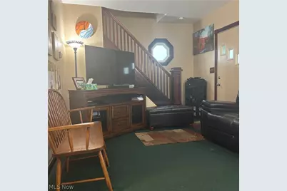716 Foster Avenue, Elyria, OH 44035 - Photo 5