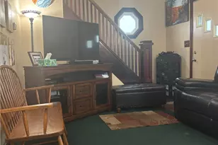 716 Foster Ave, Elyria, OH 44035 - Photo 5