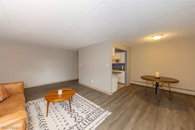 521 Tollis Parkway #288, Grandview Heights, OH 44147 - Photo 7