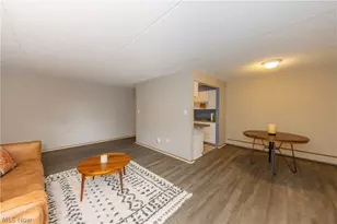 521 Tollis Pkwy, Grandview Heights, OH 44147 - Photo 7