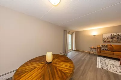 521 Tollis Parkway #288, Grandview Heights, OH 44147 - Photo 9