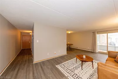 521 Tollis Parkway #288, Grandview Heights, OH 44147 - Photo 5