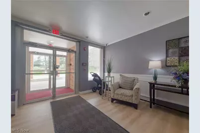 521 Tollis Parkway #288, Grandview Heights, OH 44147 - Photo 21