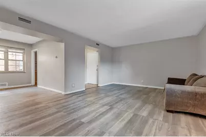 15825 Van Aken Boulevard #105W, Huber Heights, OH 44120 - Photo 5