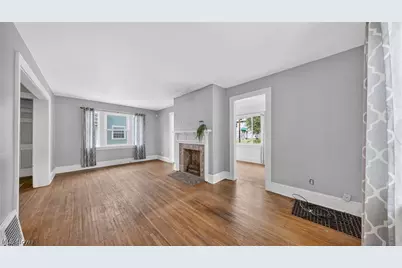135 Byers Avenue, Akron, OH 44302 - Photo 9