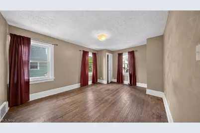 135 Byers Avenue, Akron, OH 44302 - Photo 19
