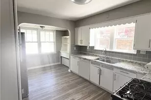 721 Polk Ave, Akron, OH 44314 - Photo 9