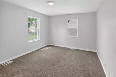 10540 Clairdoan Avenue, Loveland, OH 44108 - Photo 15