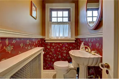17313 Riverway Drive, Oakwood, OH 44107 - Photo 21