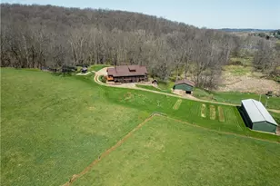 7313 County Road 22, Lakeville, OH 44638 - Photo 9