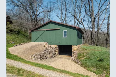7313 County Road 22, Lakeville, OH 44638 - Photo 3