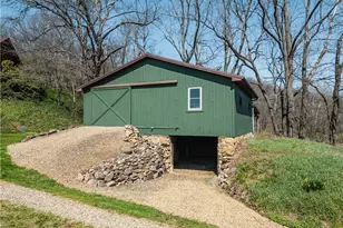 7313 County Road 22, Lakeville, OH 44638 - Photo 3