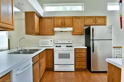 23 Eagle Pointe, Cortland, OH 44410 - Photo 11