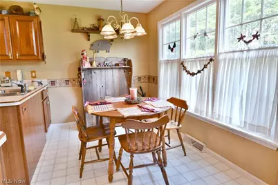 502 Turnberry Court NE, Warren, OH 44484 - Photo 19