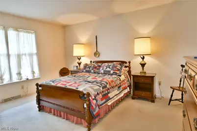 502 Turnberry Court NE, Warren, OH 44484 - Photo 27