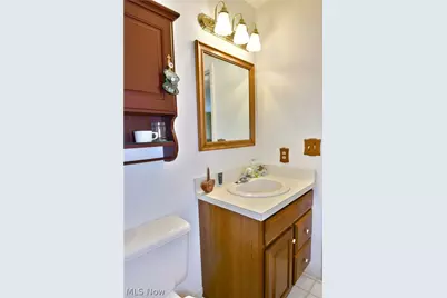 502 Turnberry Court NE, Warren, OH 44484 - Photo 41