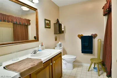 502 Turnberry Court NE, Warren, OH 44484 - Photo 31