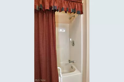 502 Turnberry Court NE, Warren, OH 44484 - Photo 33