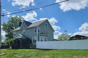 134 Martin Ave, Cadiz, OH 43907 - Photo 3