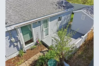 5825 Lake Road, Ashtabula, OH 44004 - Photo 3
