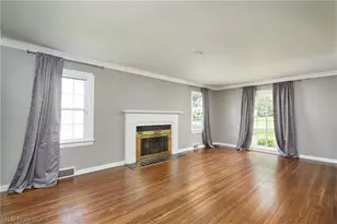 126 Bennington Rd, Akron, OH 44313 - Photo 9