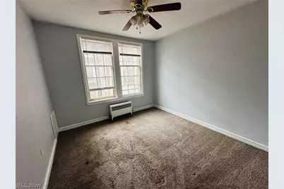 15610 Van Aken Boulevard #4, Huber Heights, OH 44120 - Photo 5