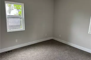 1021 Clay St, Zanesville, OH 43701 - Photo 9