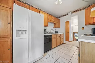 1358 E 27th St, Ashtabula, OH 44004 - Photo 11