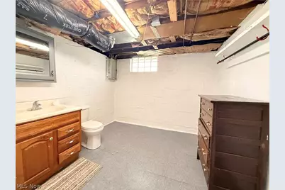 482 E 329th Street, Willowick, OH 44095 - Photo 43
