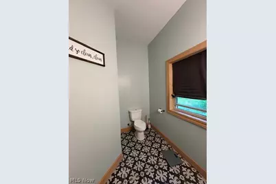 2934 Henderson School Road NE, New Philadelphia, OH 44663 - Photo 9