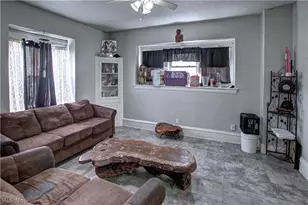 635 E 115th St, Loveland, OH 44108 - Photo 9