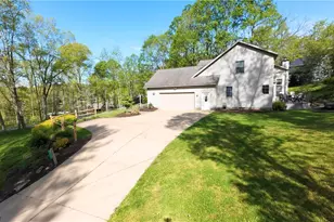 7714 Lucerne Dr, Millersburg, OH 44654 - Photo 3