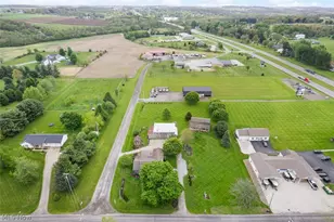 103 N Kohler Rd, Orrville, OH 44667 - Photo 3