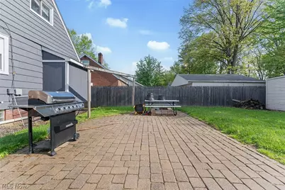 4289 W 229th Street, Fairview Park, OH 44126 - Photo 17