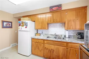 5907 Belmere Dr, Parma, OH 44129 - Photo 11