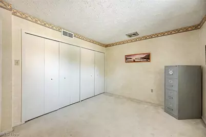 924 Memorial Parkway #207, Akron, OH 44303 - Photo 15
