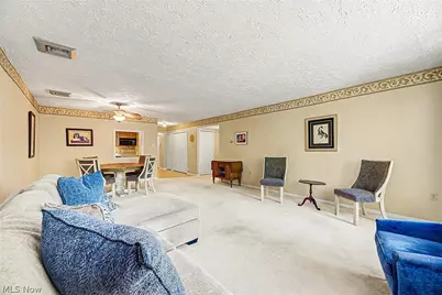 924 Memorial Parkway #207, Akron, OH 44303 - Photo 5