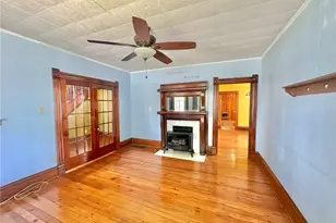 427 Columbia Ave, Williamstown, WV 26187 - Photo 9