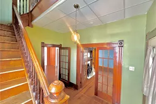 427 Columbia Ave, Williamstown, WV 26187 - Photo 5