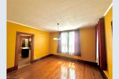 427 Columbia Avenue, Williamstown, WV 26187 - Photo 13