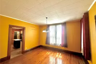 427 Columbia Ave, Williamstown, WV 26187 - Photo 13