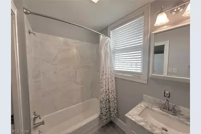 427 Columbia Avenue, Williamstown, WV 26187 - Photo 21