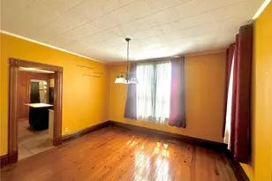 427 Columbia Ave, Williamstown, WV 26187 - Photo 11