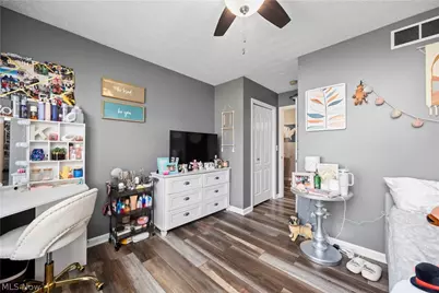4625 Crossing Trail, Lorain, OH 44053 - Photo 23