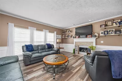 4625 Crossing Trail, Lorain, OH 44053 - Photo 11